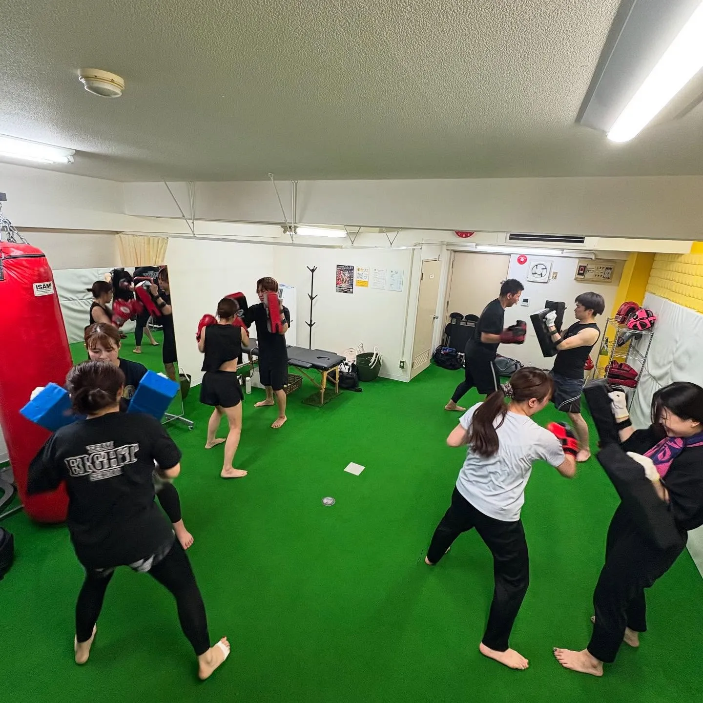 【楽しみながら脂肪燃焼🥊🔥】