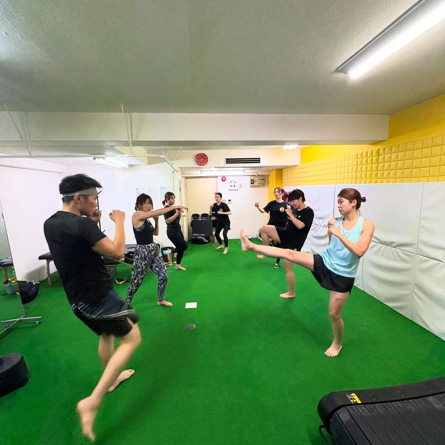 🥊キックボクシングで全身シェイプアップ✨